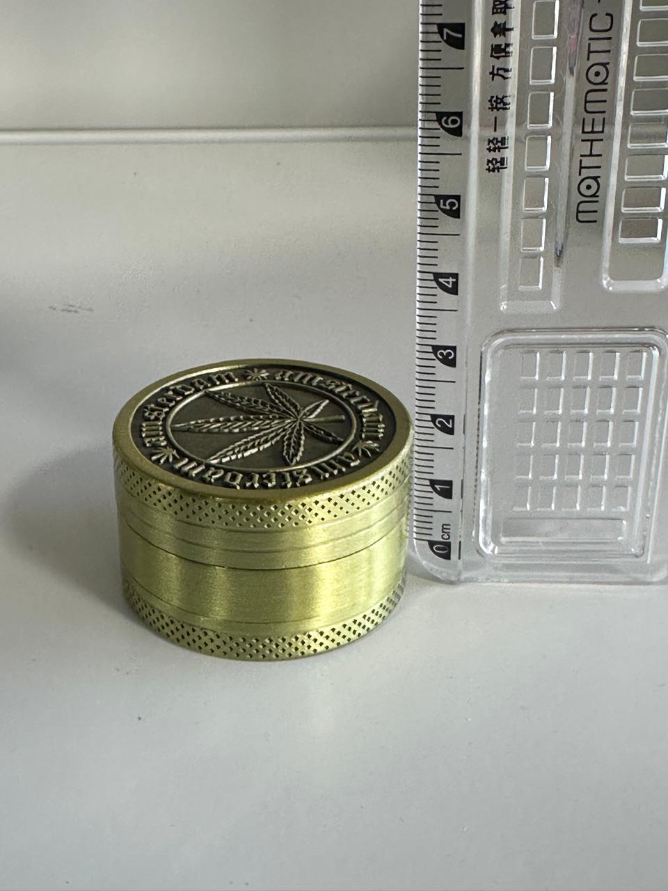 Metal Grinder Amsterdam Leaf